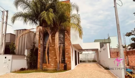 Casa com 2 dormitórios à venda, 151 m² por R$ 890.000,00 - Quinta das Águas - Santa Cruz da Conceição/SP