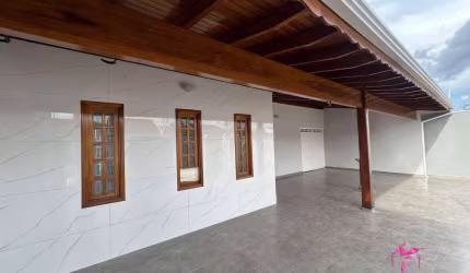 Casa com 3 dormitórios à venda, 260 m² por R$ 850.000,00 - Cidade Jardim - Leme/SP