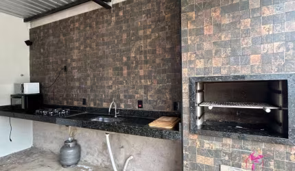 Casa com 1 dormitório à venda, 63 m² por R$ 200.000 - Jardim Santa Carolina - Leme/SP