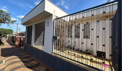 Casa com 3 dormitórios à venda, 198 m² por R$ 520.000,00 - Centro - Leme/SP