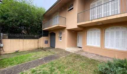 Casa com 4 dormitórios à venda, 266 m² por R$ 1.600.000 - Chácara das Pedras - Porto Alegre/RS