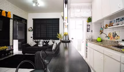 Apartamento com 2 dormitórios à venda, 60 m² por R$ 530.000,00 - Boqueirão - Santos/SP
