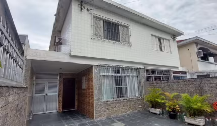 Sobrado com 3 dormitórios à venda, 160 m² por R$ 500.000,00 - Vila Cascatinha - São Vicente/SP