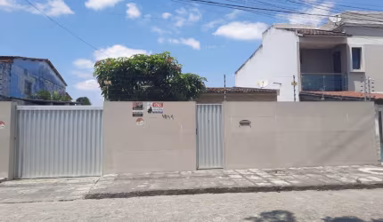 Casa com 4 dormitórios, 5 vagas de garagem, terreno enorme 12x26, no Jardim Paulistano.