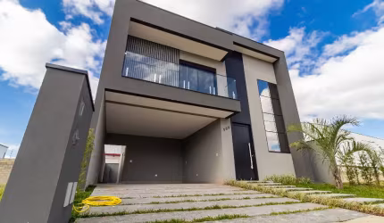 Casa em condomínio clube