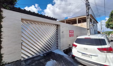 Casa 2 Quartos Aluguel P10 - Próximo ao Bradesco