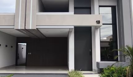 Belíssima casa à venda no Condomínio Primor das Torres . Av da Torres