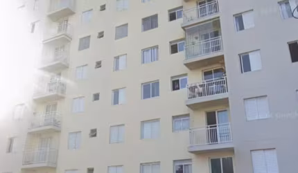 Apartamento de 2 dormitórios, planta de (45m²) com vaga de garagem.