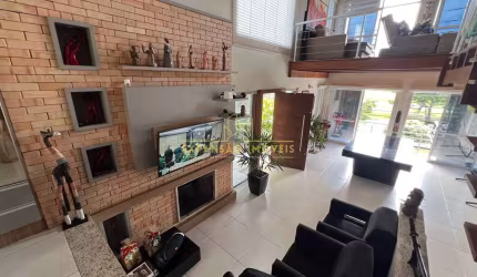 Belíssima casa em frente ao lago da Pedra Branca, 3 suítes  à venda, Palhoça, SC