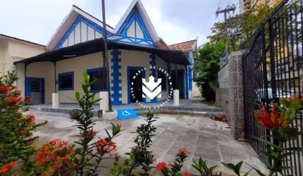 Casa Comercial na Rua das Ninfas, Ideal para Clínica ou Comércio – Alugada Temporariamente para a Prefeitura!
