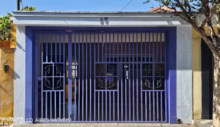 Casa Exclusiva na Vila Romana: Conforto e Alto Potencial de Valorização