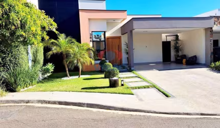 Linda casa com piscina, 3 dormitórios, sendo os 3 suítes!