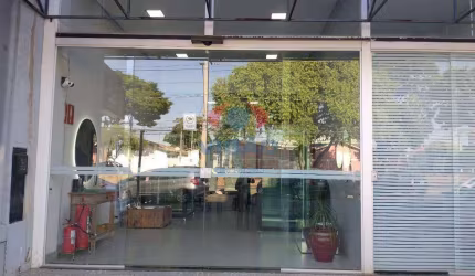 Oportunidade Única! Salão Comercial com 190m² de Área Total