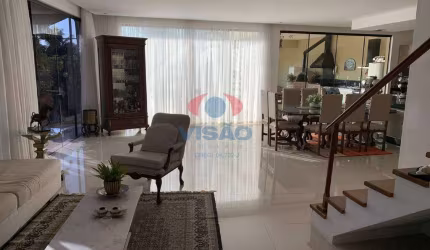 Lindo sobrado condomínio amstalden