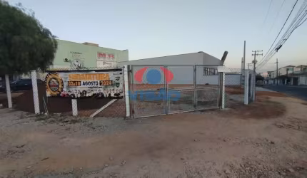Lote comercial á venda no Jardim Bom principio