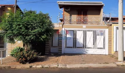 Casa - Sobrado à venda, 4 quartos, 1 suíte, 4 vagas, Jardim Regina - Indaiatuba/SP