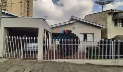 Oportunidade Unica- Excelente casa no centro da cidade