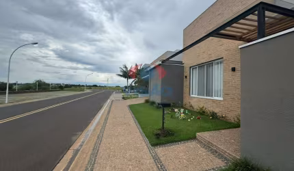 Casa em condomínio à venda, 4 quartos, 2 suítes, Jardim Residencial Dona Lucilla - Indaiatuba/SP