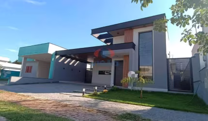 Vende-se casa 3 dormitórios com churrasqueira no Condominio Lagos de Icaraí em Salto SP
