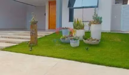Casa em Condomínio à venda com 3 quartos, 1 suíte com closet e planejados em Condomínio Lagos D Icaraí.