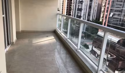 Moema Av.Jandira 1 dorm com terraço - 1 vaga