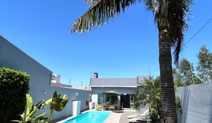 CASA CONFORTÁVEL COM 1 SUITE E LAZER