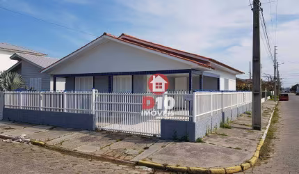 Casa à venda, 140 m² por R$ 450.000,00 - Areia Branca - Balneário Arroio do Silva/SC