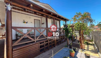 Casa com 3 dormitórios à venda, 160 m² por R$ 650.000,00 - Santa Bárbara - Criciúma/SC