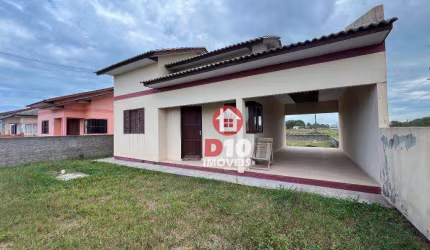 Casa com 2 dormitórios à venda, 50 m² por R$ 270.000,00 - Golfinho - Balneário Arroio do Silva/SC