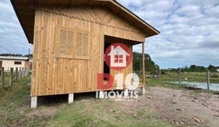 Casa  com 2 Dormitórios e Terreno de 300m² à Venda no Bairro Golfinhos – Arroio do Silva/SC