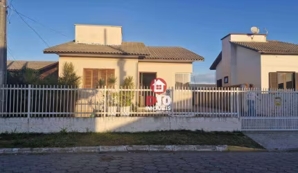 Casa com 3 Quartos, Área nos Fundos e Lavanderia no Jardim Atlântico – Arroio do Silva/SC