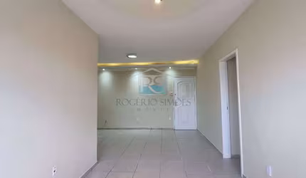 Ótimo apartamento 2 quartos - Centro de Macaé, próximo a comércio em geral