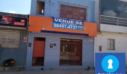 Prédio Bairro de Cajueiro Seco, Fachada em Cerâmica, Nascente e Escriturado