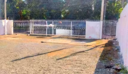 Terreno Plano com 494 m² e com 2 casas  Orleans/ CIC