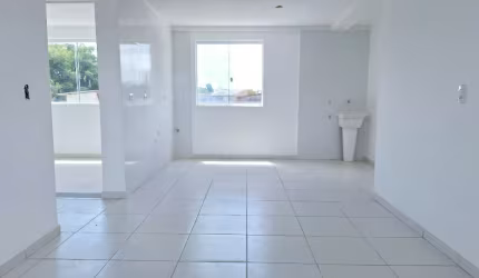 Apartamento face norte com dois dormitórios