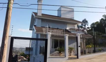 Casa de Alto Padrão no Bairro Santo Antão em Bento Gonçalves!