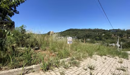 Terreno em condomínio fechado no Residencial Villagio Toscana - Bairro Barracão