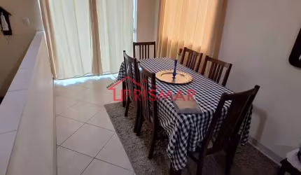 Ótima Sobreposta alta na vila São Jorge, Santos.