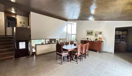 Casa para Locação em Londrina, Lago Parque, 3 dormitórios, 1 suíte, 4 banheiros, 4 vagas