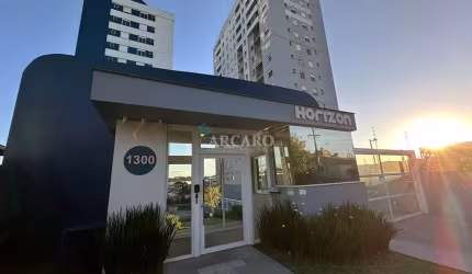Apartamento com 2 quartos à venda na Rua Ângelo Lourenço Tesser, 1300, De Lazzer, Caxias do Sul, 51 m2 por R$ 370.000
