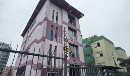 Apartamento com 3 quartos à venda na Rua Alberto Bracagioli, 1351, Madureira, Caxias do Sul, 101 m2 por R$ 400.000