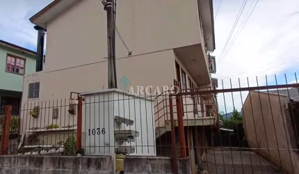 Casa com 2 quartos à venda na Rua Carlos Roberto Ferrasso, 1036, Desvio Rizzo, Caxias do Sul, 81 m2 por R$ 210.000