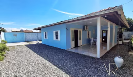 COD 0213 - CASA EM ALVENARIA NA ÁREA CENTRAL DE BARRA DO SUL - SC