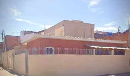 Casa com 2 dormitórios à venda, 81 m² por R$ 290.000,00 - Jardim Tatiana - Votorantim/SP