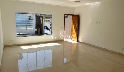 Casa em Extrema MG à venda CASA GRANDE COM 3 QUARTOS GARAGEM