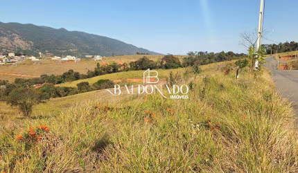 TERRENO EM EXTREMA MG LOTE COMERCIAL COM 300 METROS 330MIL