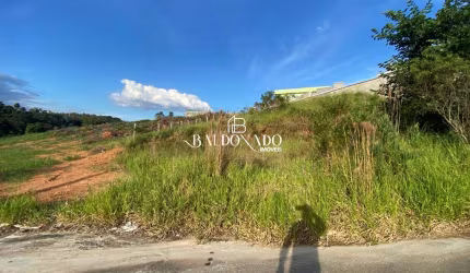 Terreno em Extrema - MG 456m² em esquina