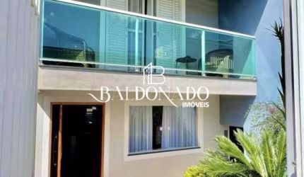 Casa em Extrema - MG à venda  227,38m² de construção, 3 dorm