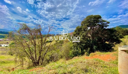 Terreno em Extrema - MG à venda, 304,46 metros MULTIFAMILIAR