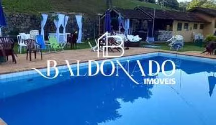 Pousada em Extrema MG à venda 10 chalés de madeira PISCINA
